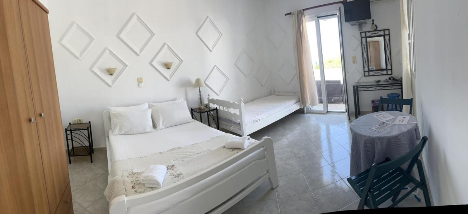 Sophi's L Studios&Apartments Agia Anna  Extérieur photo